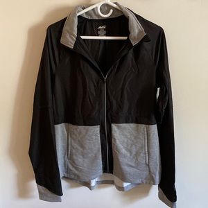 Avia Light Weight Jacket - Size M (8-10)